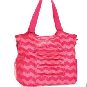 NWOT Thirty One All Pro Tote Coral Chevron